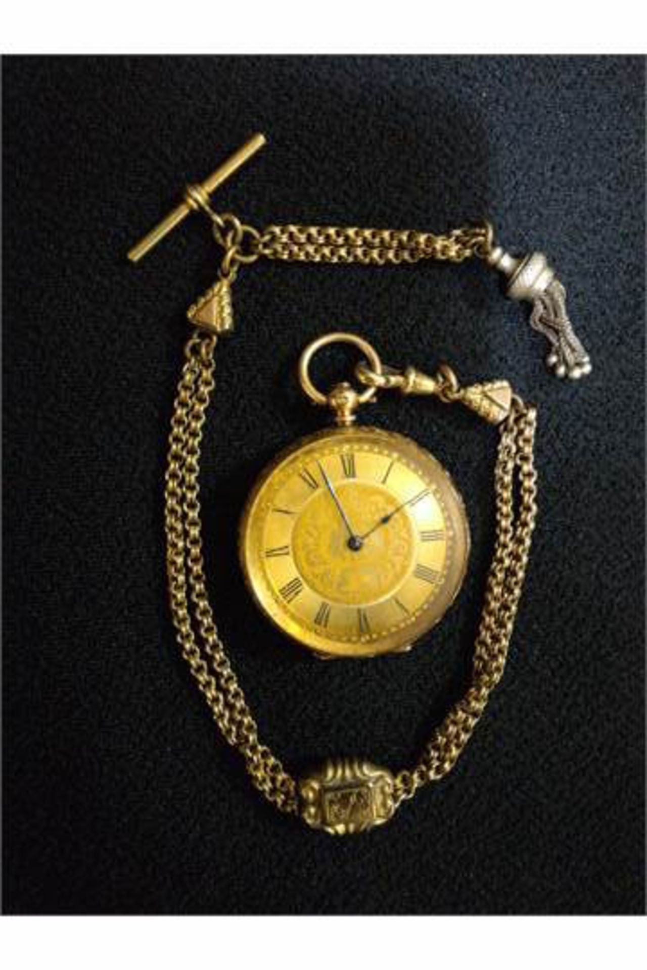 14 ct Cuivre pocket watch with yellow metal chain