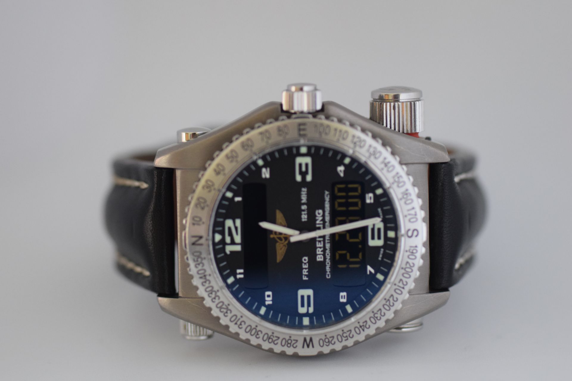 BREITLING EMERGENCY WATCH E76321 BOX & PAPERS - Image 2 of 11