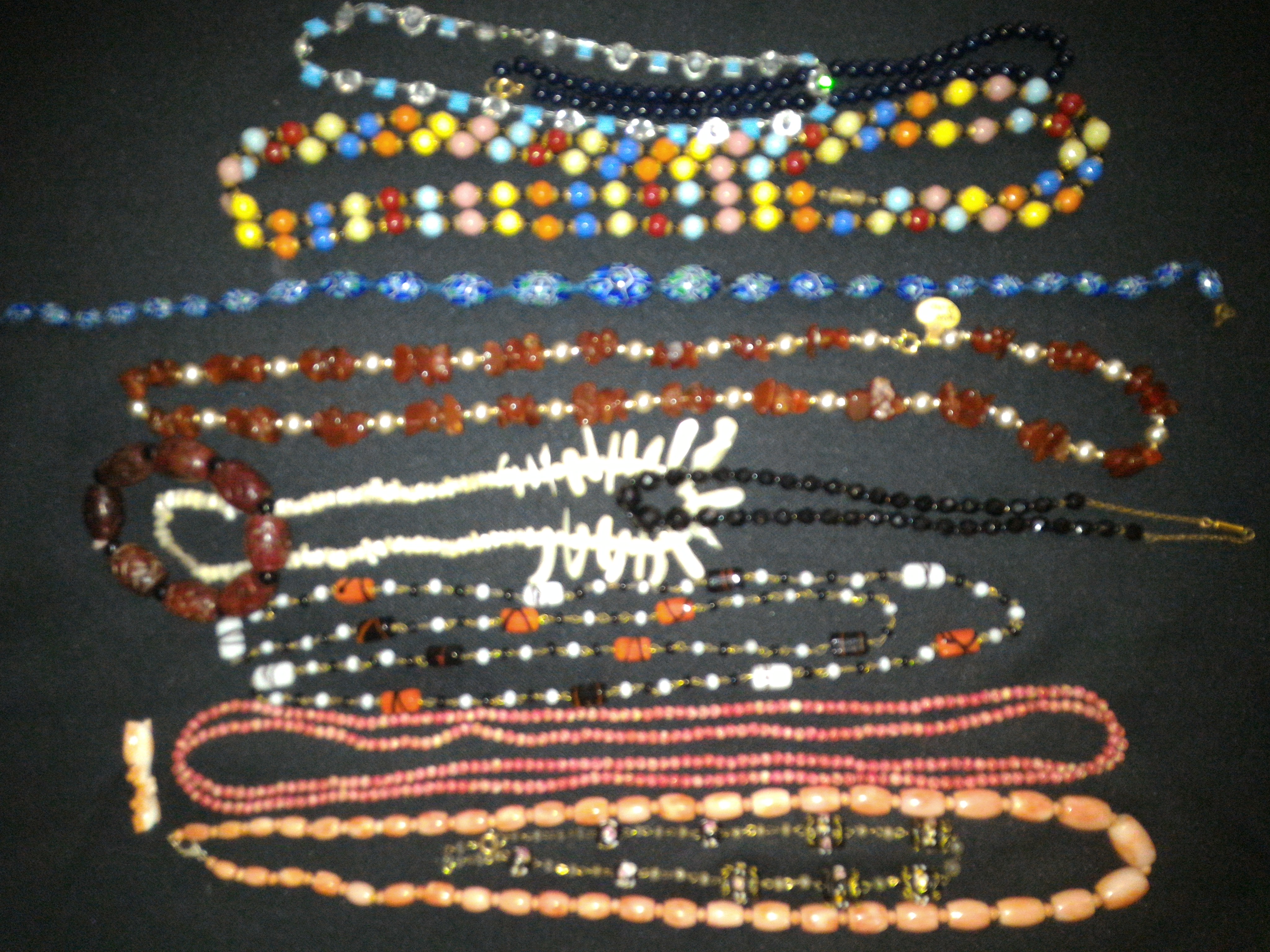 A collection of vintage beads necklaces and stone necklaces includes coral necklace - Image 2 of 7