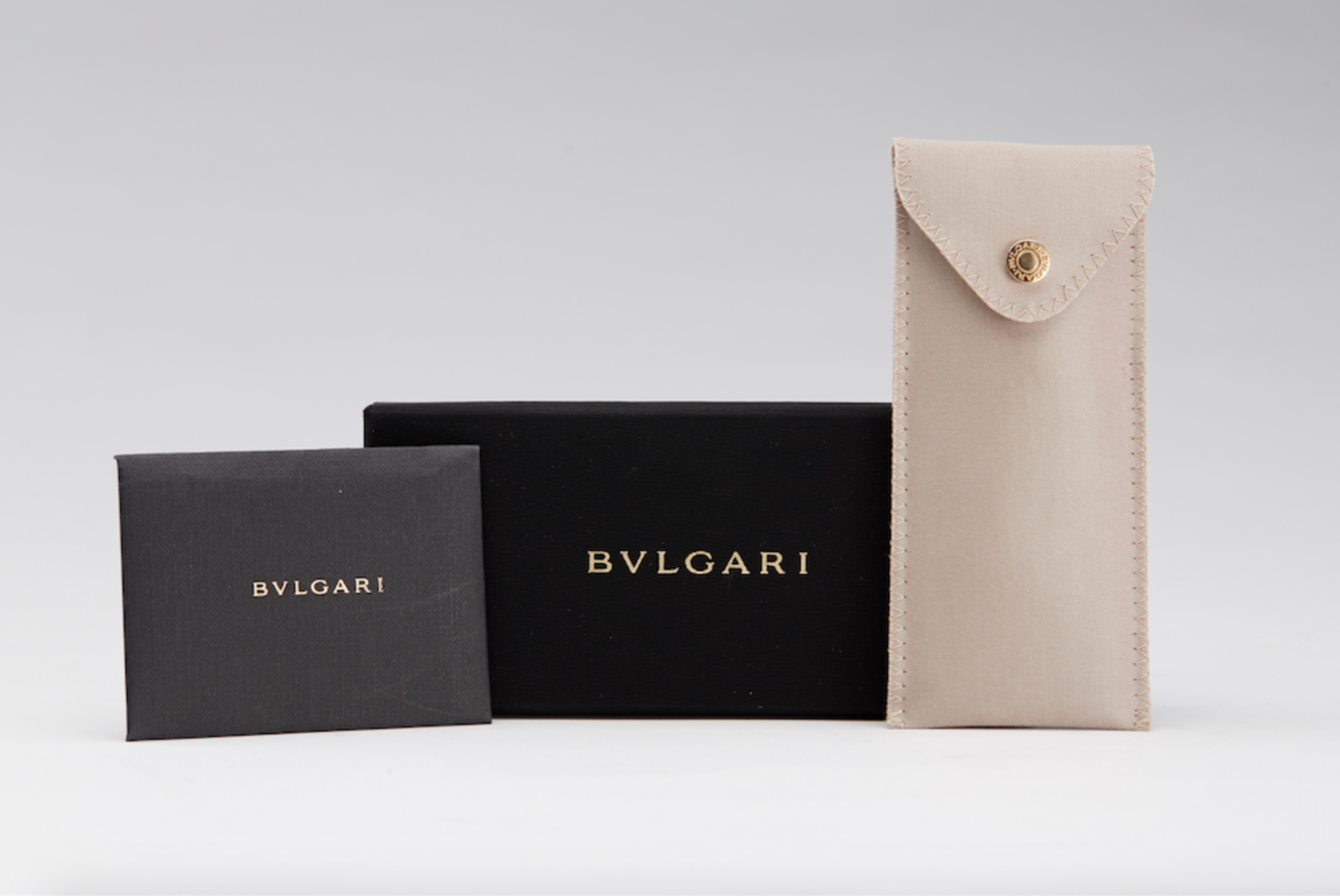Bvlgari, Leather Gold Pendant Keyring - Image 3 of 6
