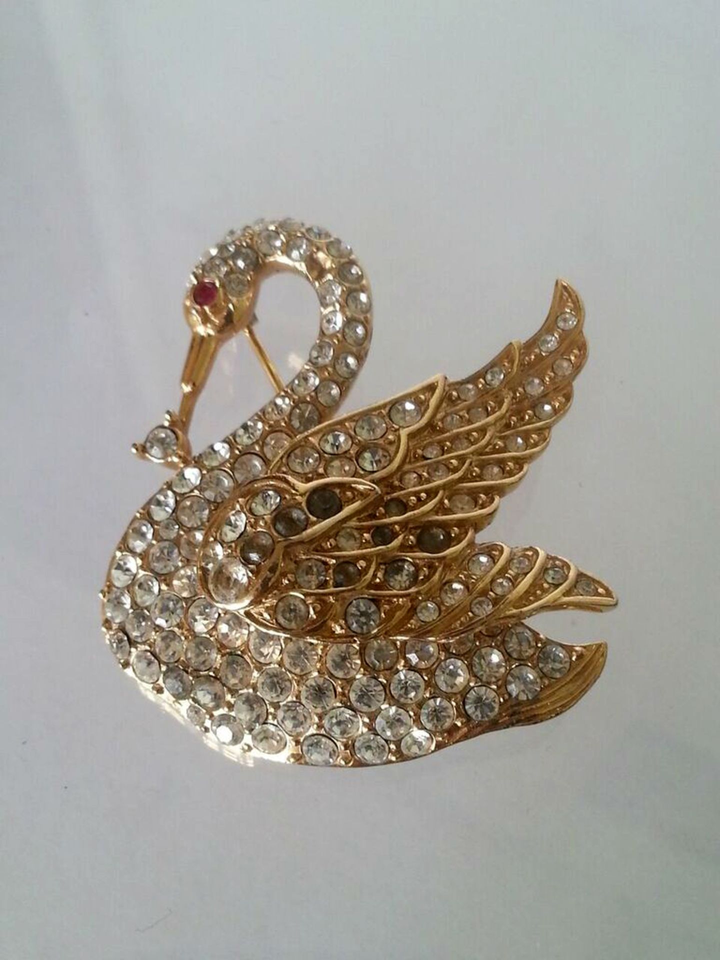 BEAUTIFUL PAVE SET DESIGNER SWAN BROOCH BY ATTWOOD & SAWYER. Low cost delivery available on all
