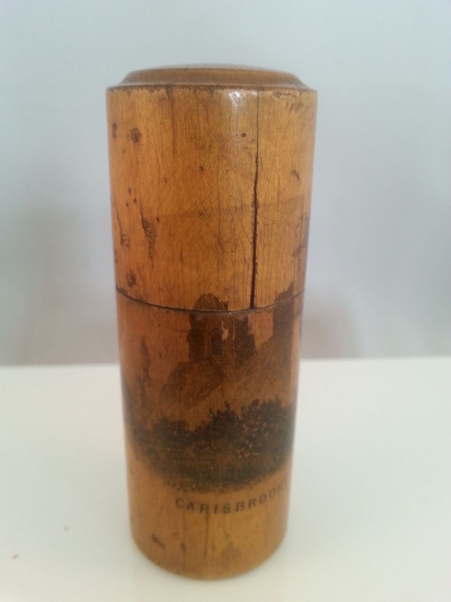 Mauchline Ware Toothpick holder - Carisbrooke Castle Low cost delivery available on all items. - Image 2 of 2