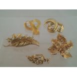 Group of five vintage gold tone brooches in natural forms such as leaves. Low cost delivery