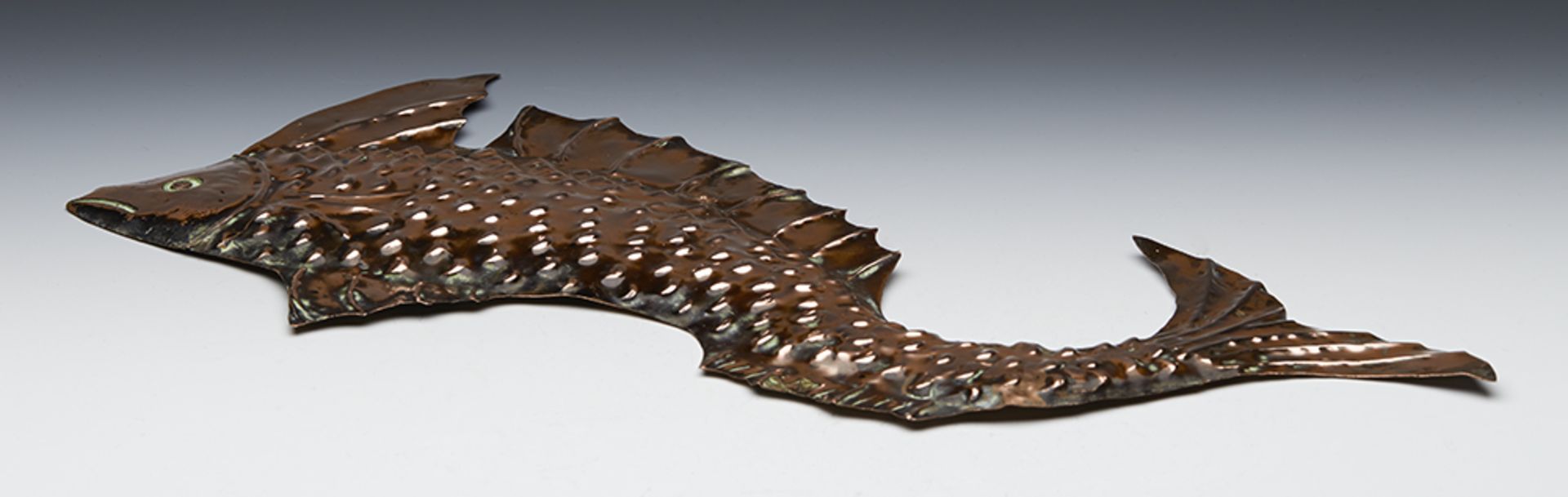 ARTS & CRAFTS NEWLYN COPPER FISH WALL HANGING C.1890 - Image 9 of 9