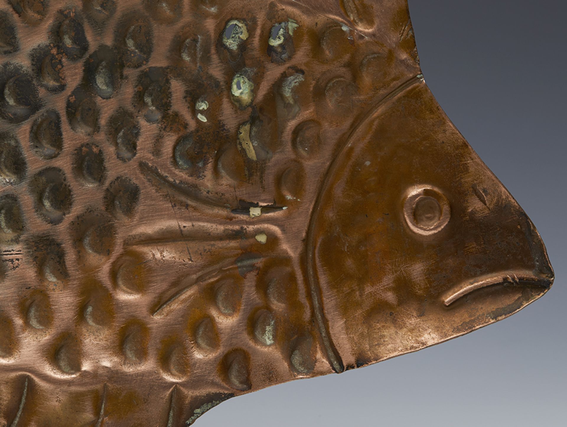 ARTS & CRAFTS NEWLYN COPPER FISH WALL HANGING C.1890 - Image 2 of 9