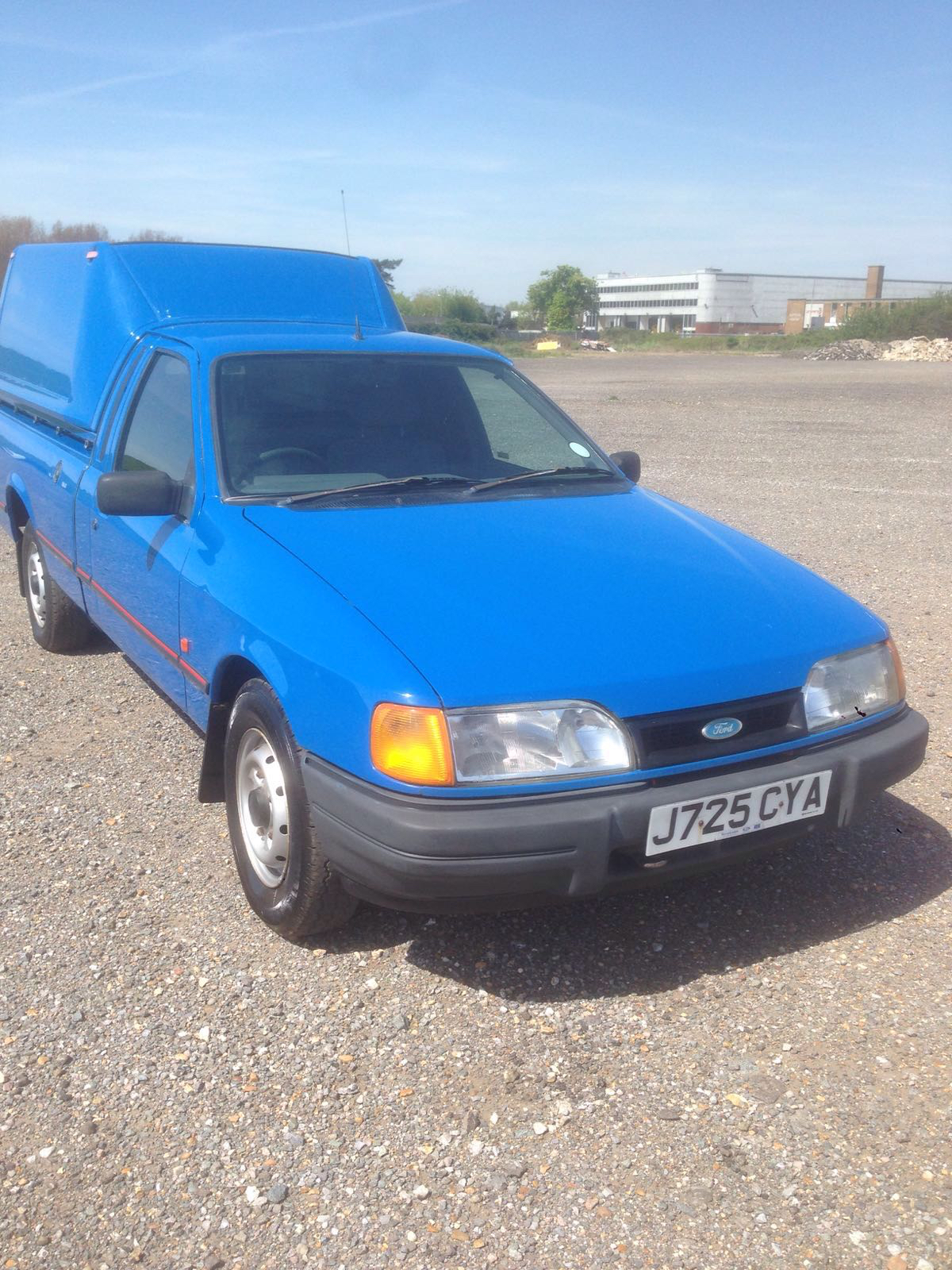 Ford P100 pickup, 1.8 turbo diesel 1991/J 39,000 miles with truckman top - Image 4 of 13