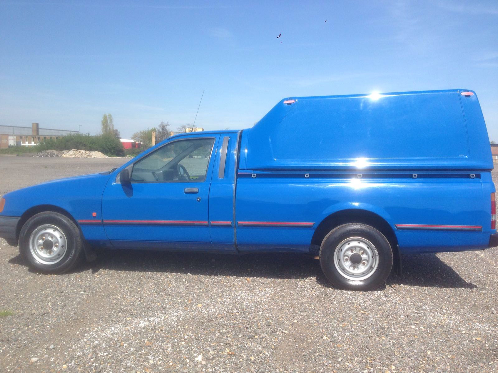 Ford P100 pickup, 1.8 turbo diesel 1991/J 39,000 miles with truckman top - Image 9 of 13