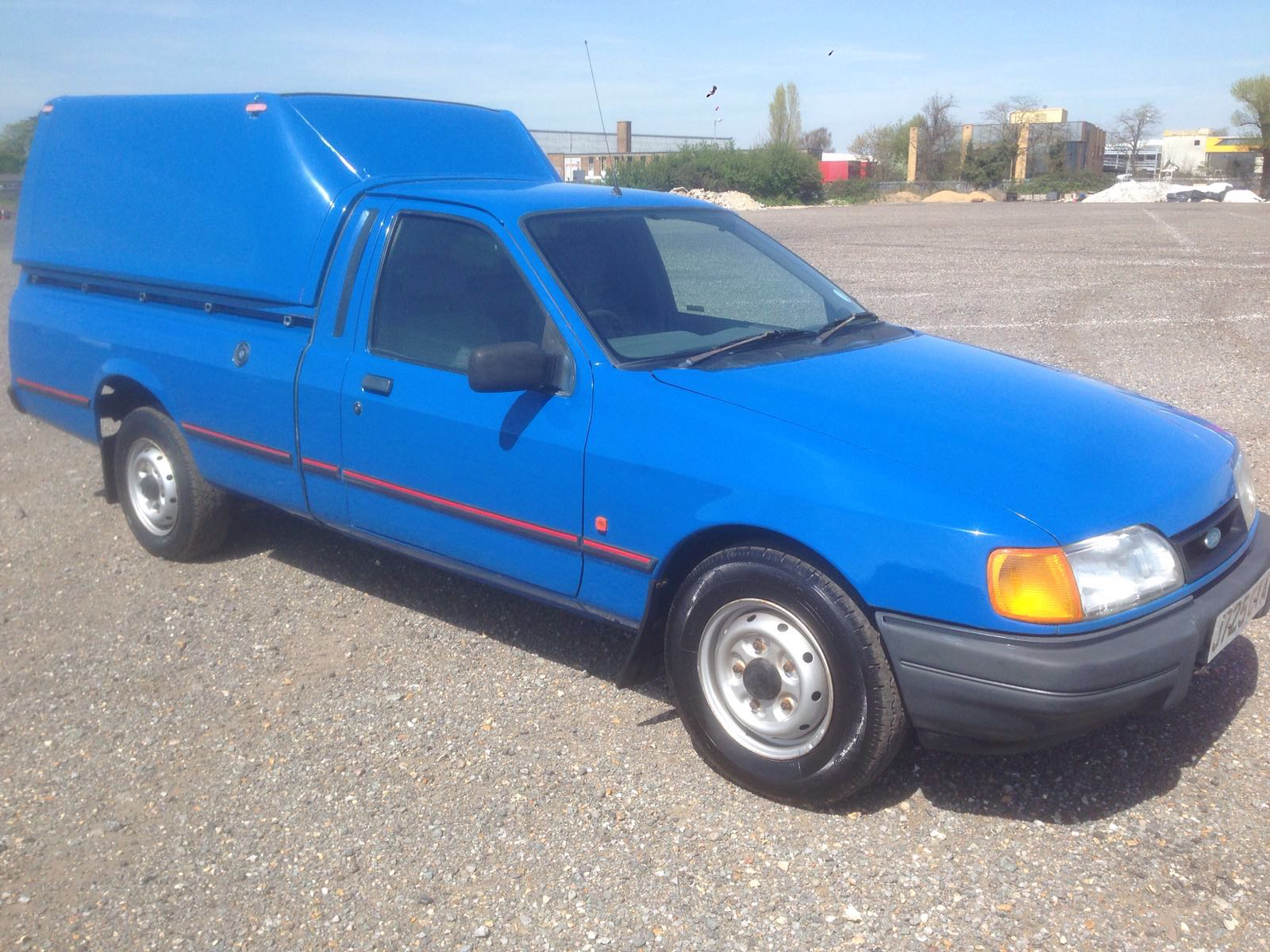 Ford P100 pickup, 1.8 turbo diesel 1991/J 39,000 miles with truckman top - Image 7 of 13