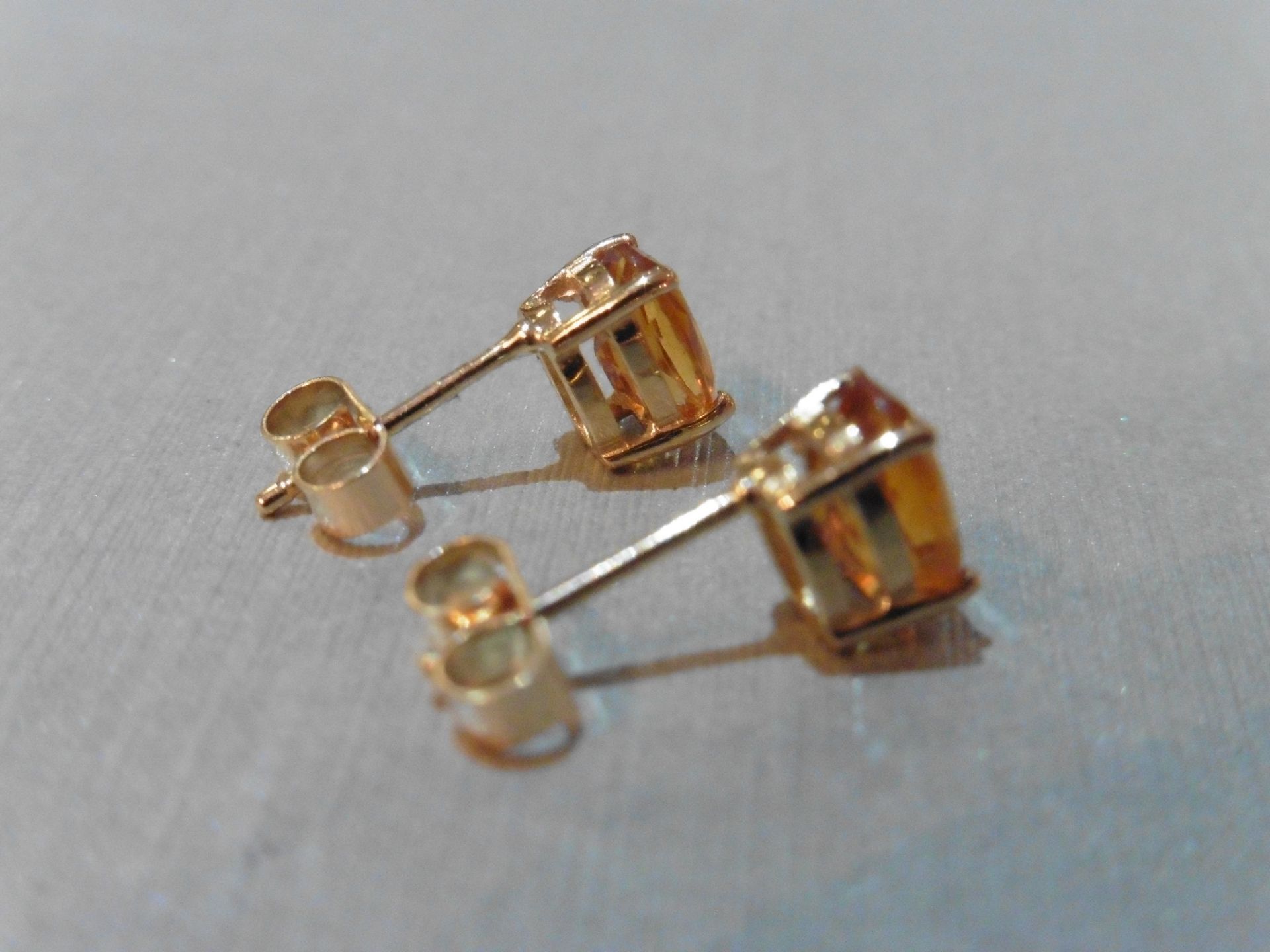 Brand new 9ct yellow gold citrine stud style earrings each set with an oval cut Citrine ( - Image 3 of 3