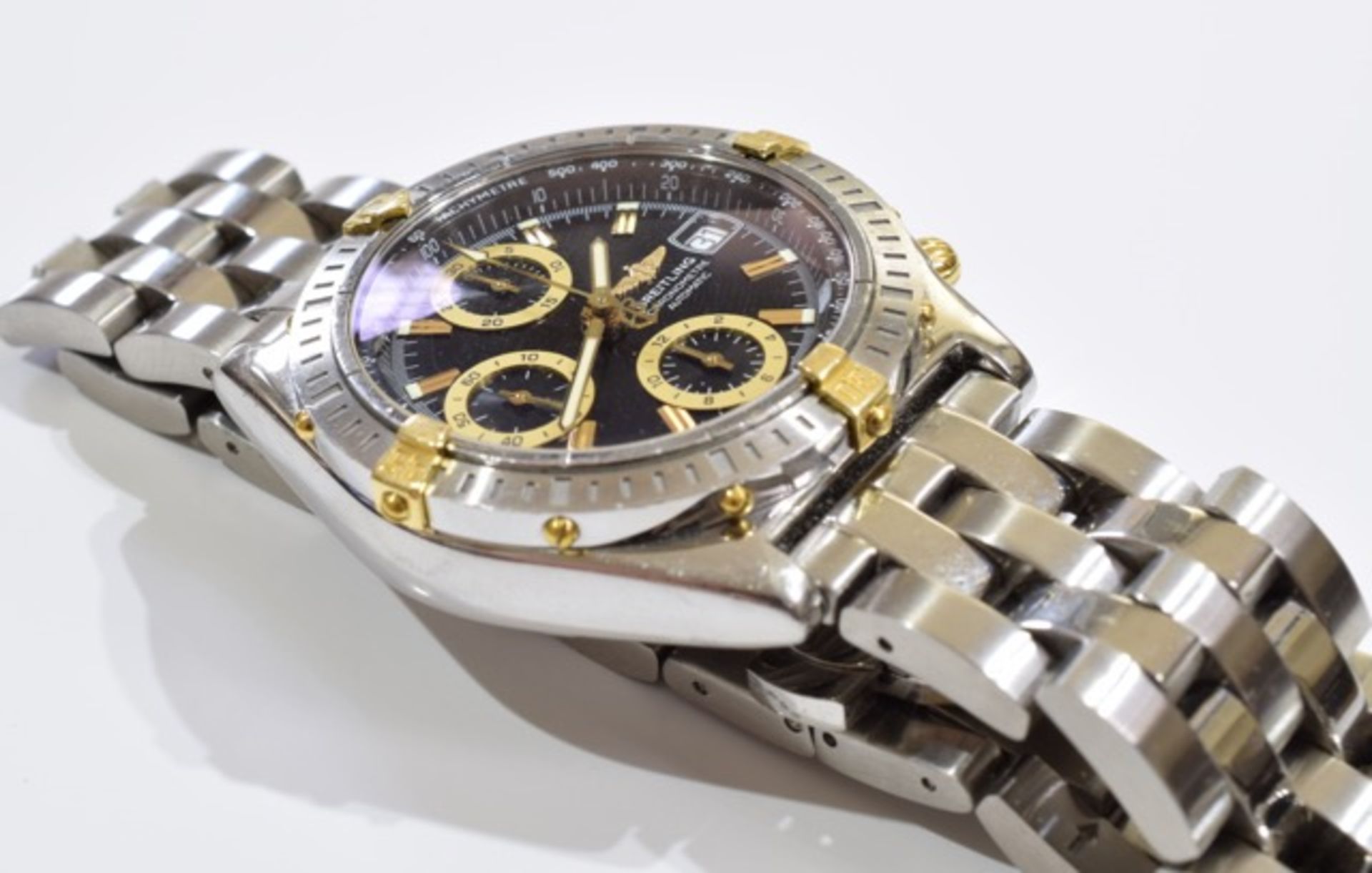 BREITLING - a gentleman's Windrider Chronomat chronograph bracelet watch. Stainless steel case