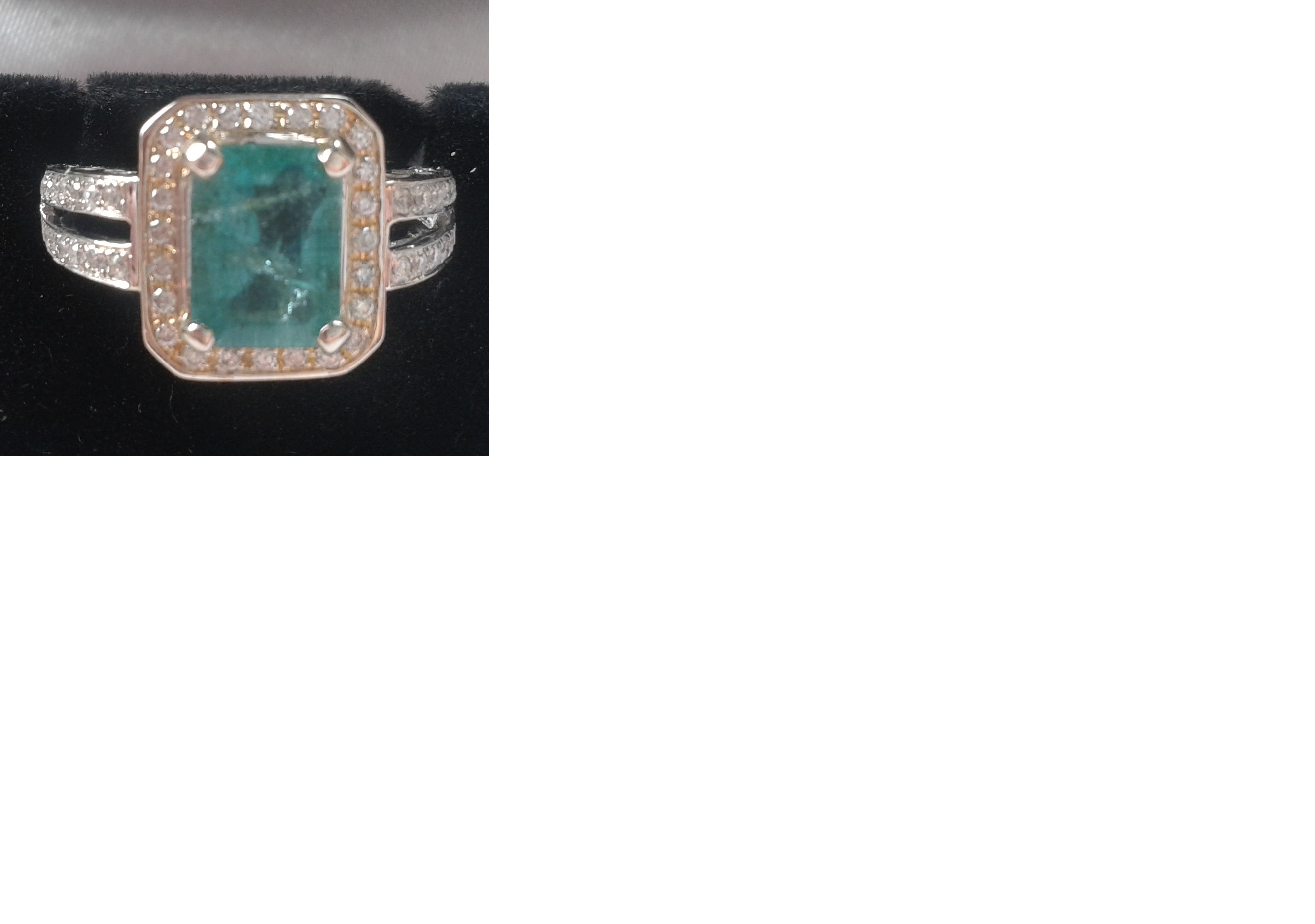 2.35ct Emerald Cut Diamond Gold Dress Ring - Image 15 of 20
