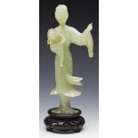 ANTIQUE CHINESE JADE FIGURE OF A LADY ON STAND C.1900