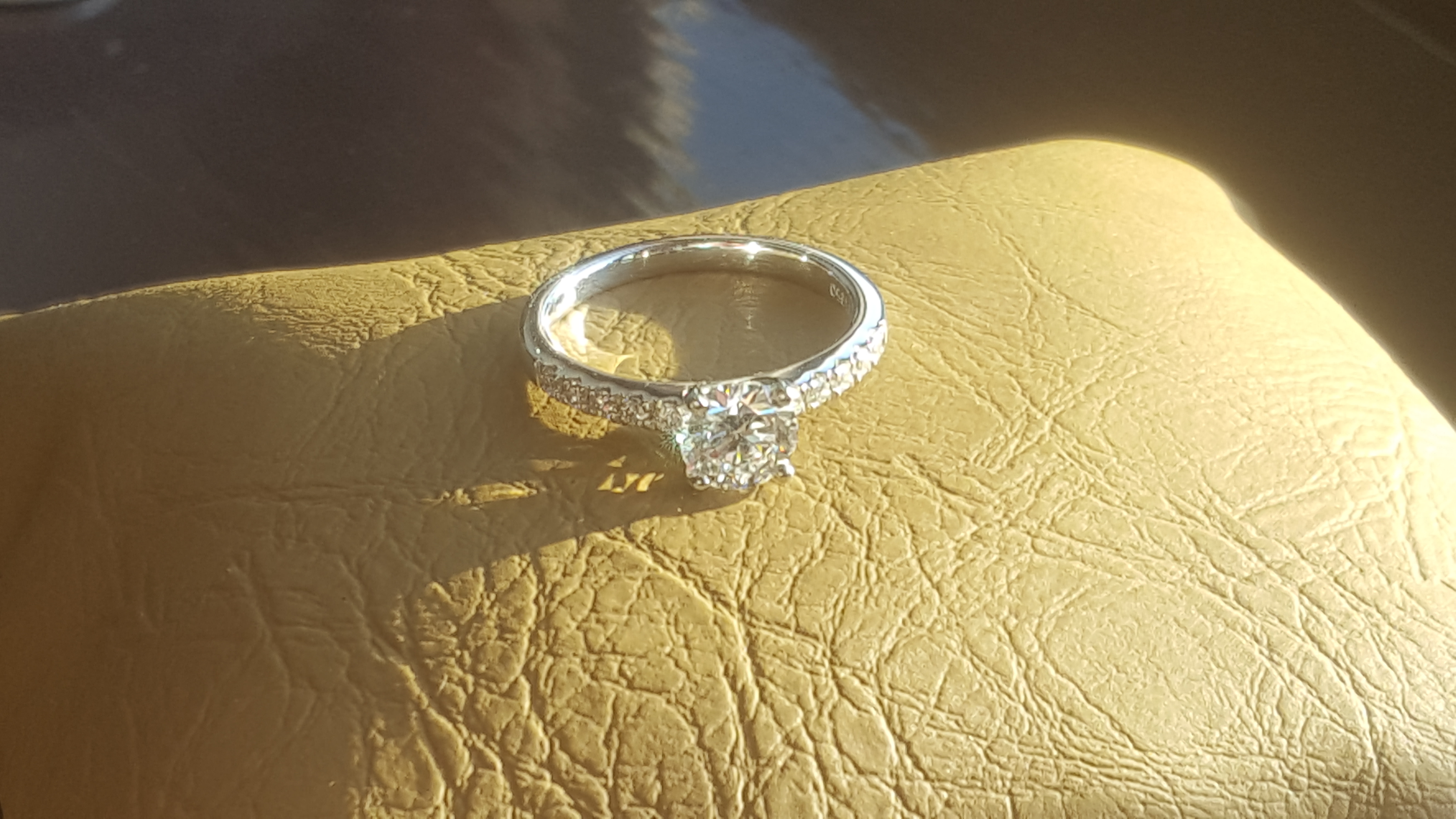 Flawless princess cut, platinum design novo set, diamond engagement ring with matching band. - Image 29 of 33