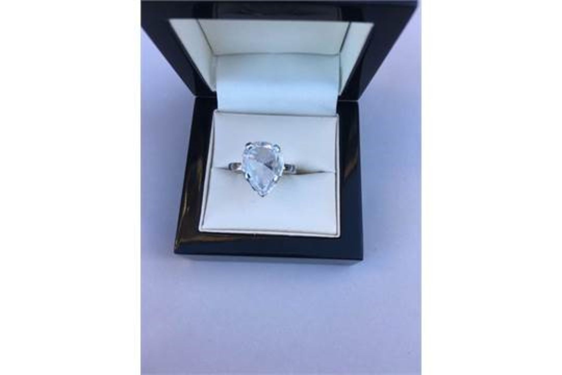 6.04 ct Pear-cut Diamond Solitaire Ring set in 18k White Gold band. - Image 2 of 6