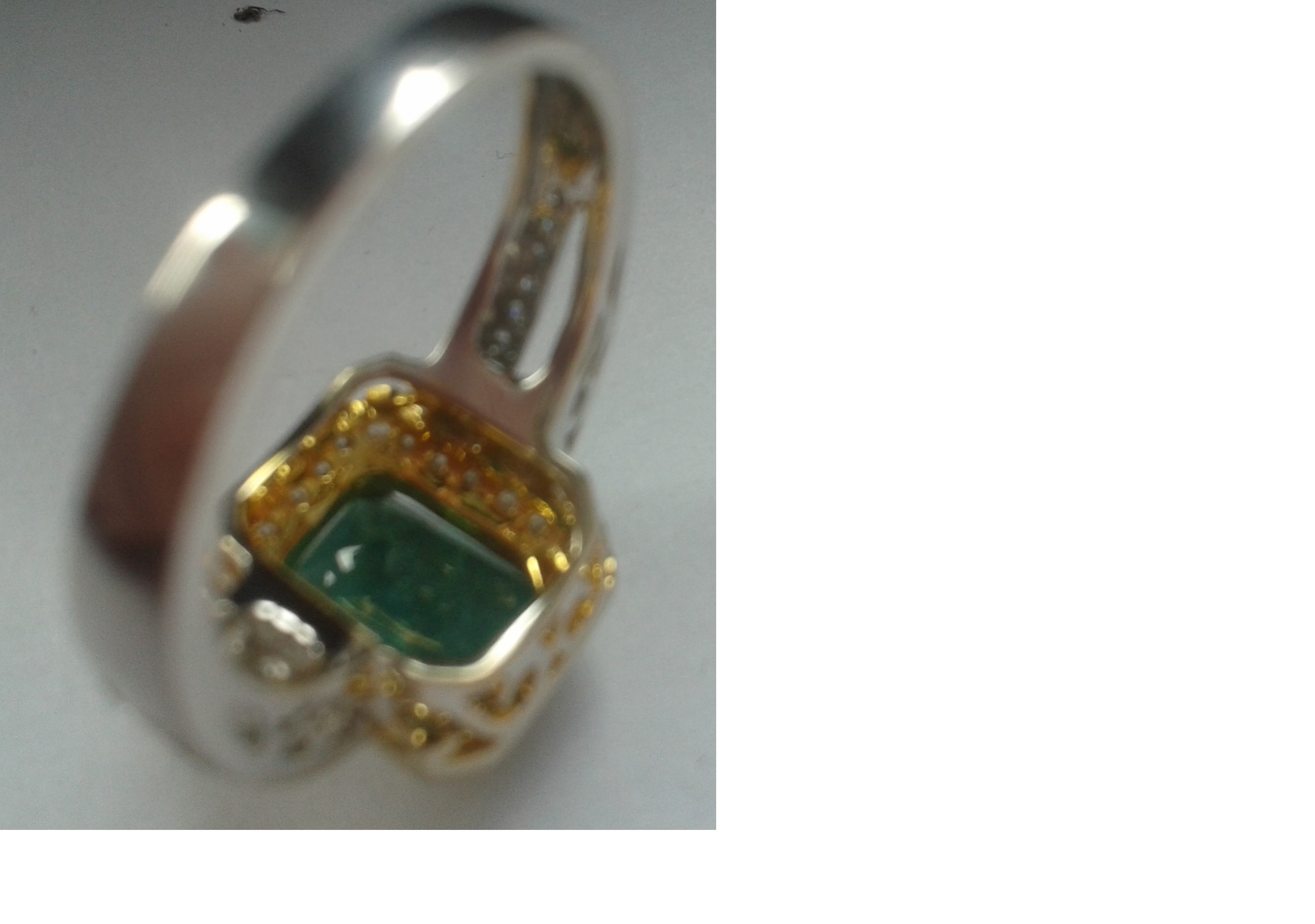 2.35ct Emerald Cut Diamond Gold Dress Ring - Image 13 of 20