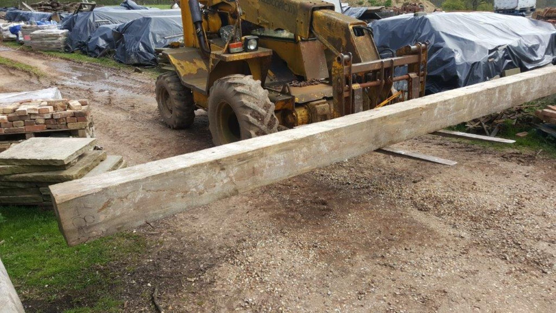 1 x reclaimed pine beam, in excellent condition, 6.7m long by 300 x 300 - Image 2 of 4