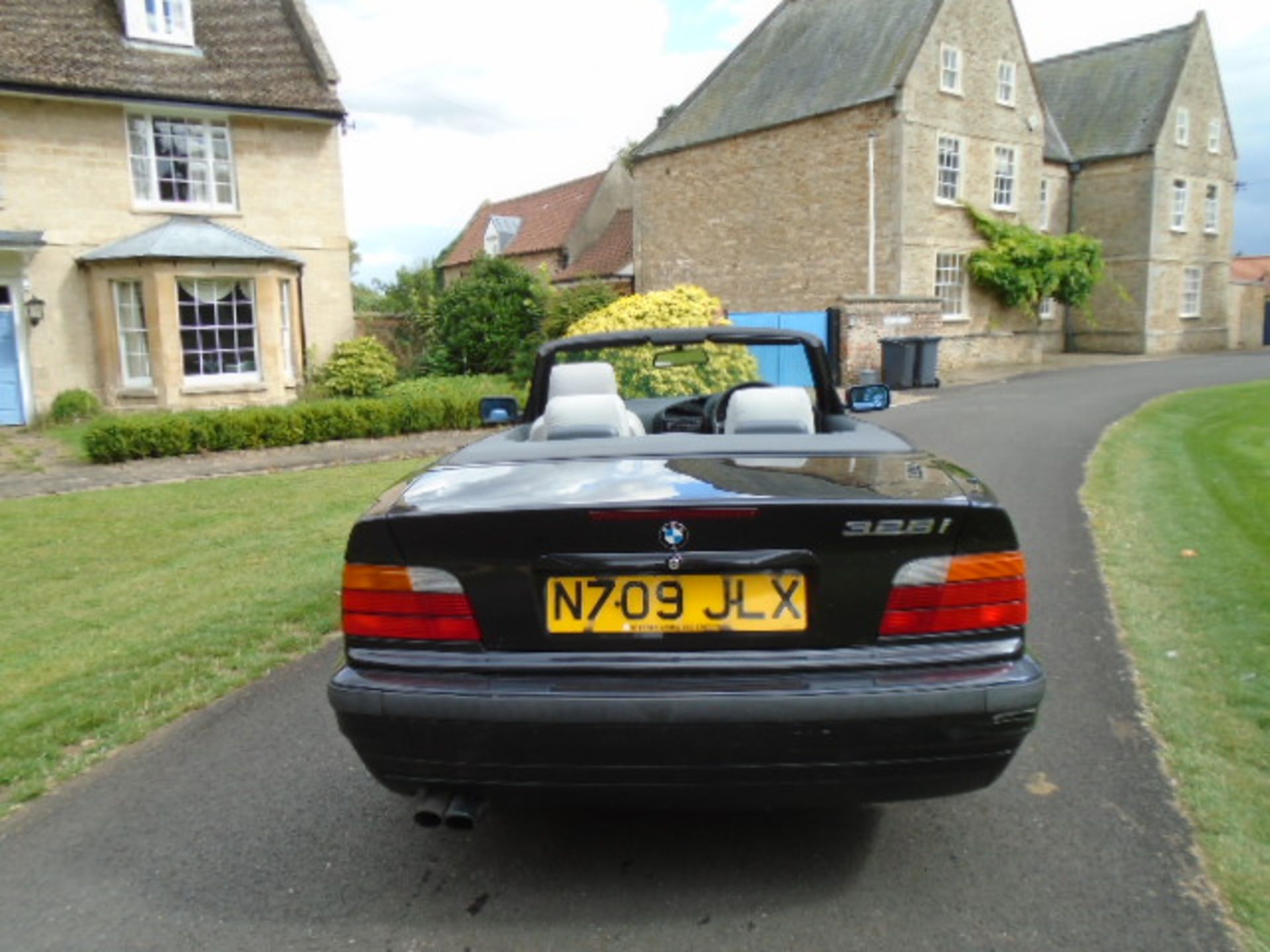 1995 BMW 328i Convertible - Image 4 of 15