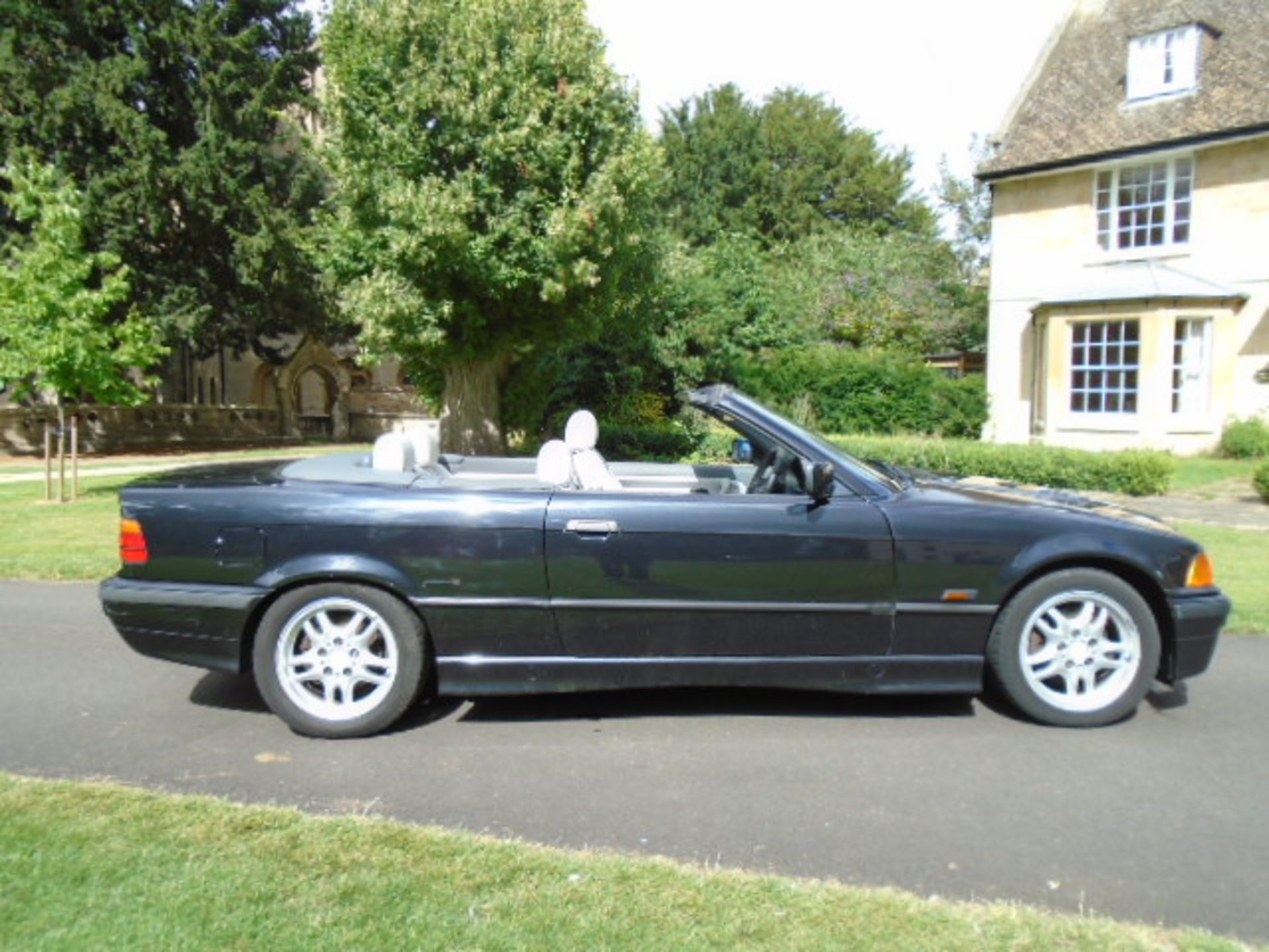 1995 BMW 328i Convertible - Image 6 of 15