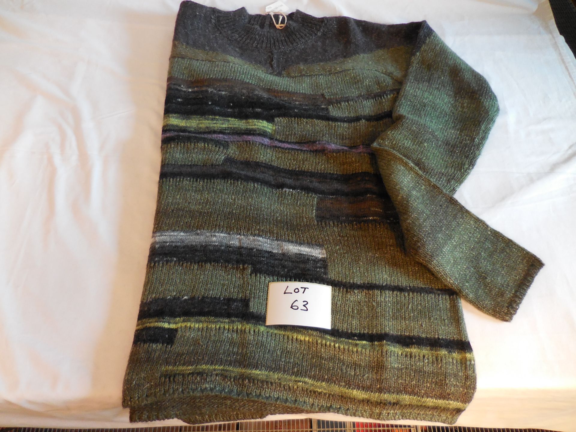 Naveebar Code Knitware Size Xl Retail Price £340