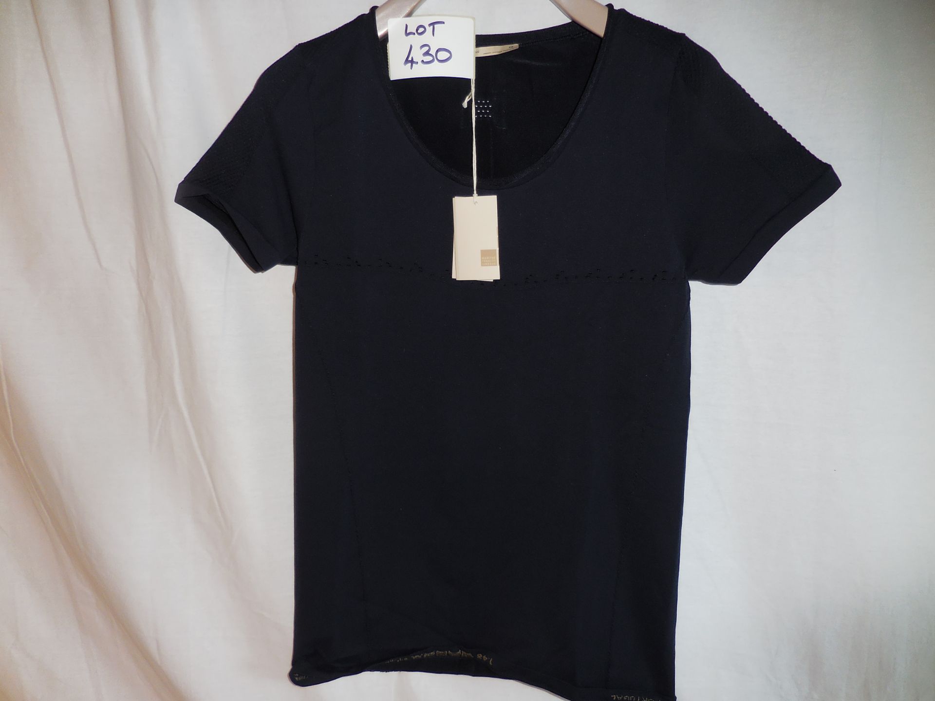 Bustee-Shinny Se Top Colour Navy Size 48 Retail Price £85