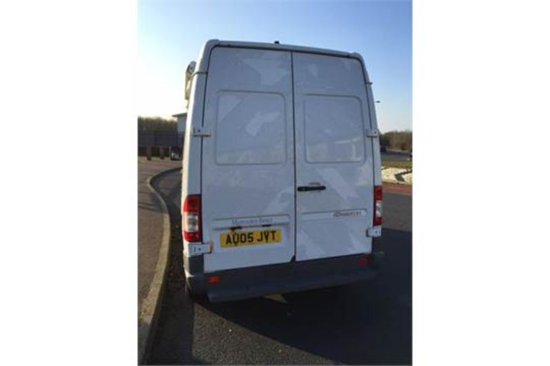 2005 Mercedes Sprinter 311 cdi 2148cc Diesel Van with side windows Owned and used by the police from - Image 6 of 23