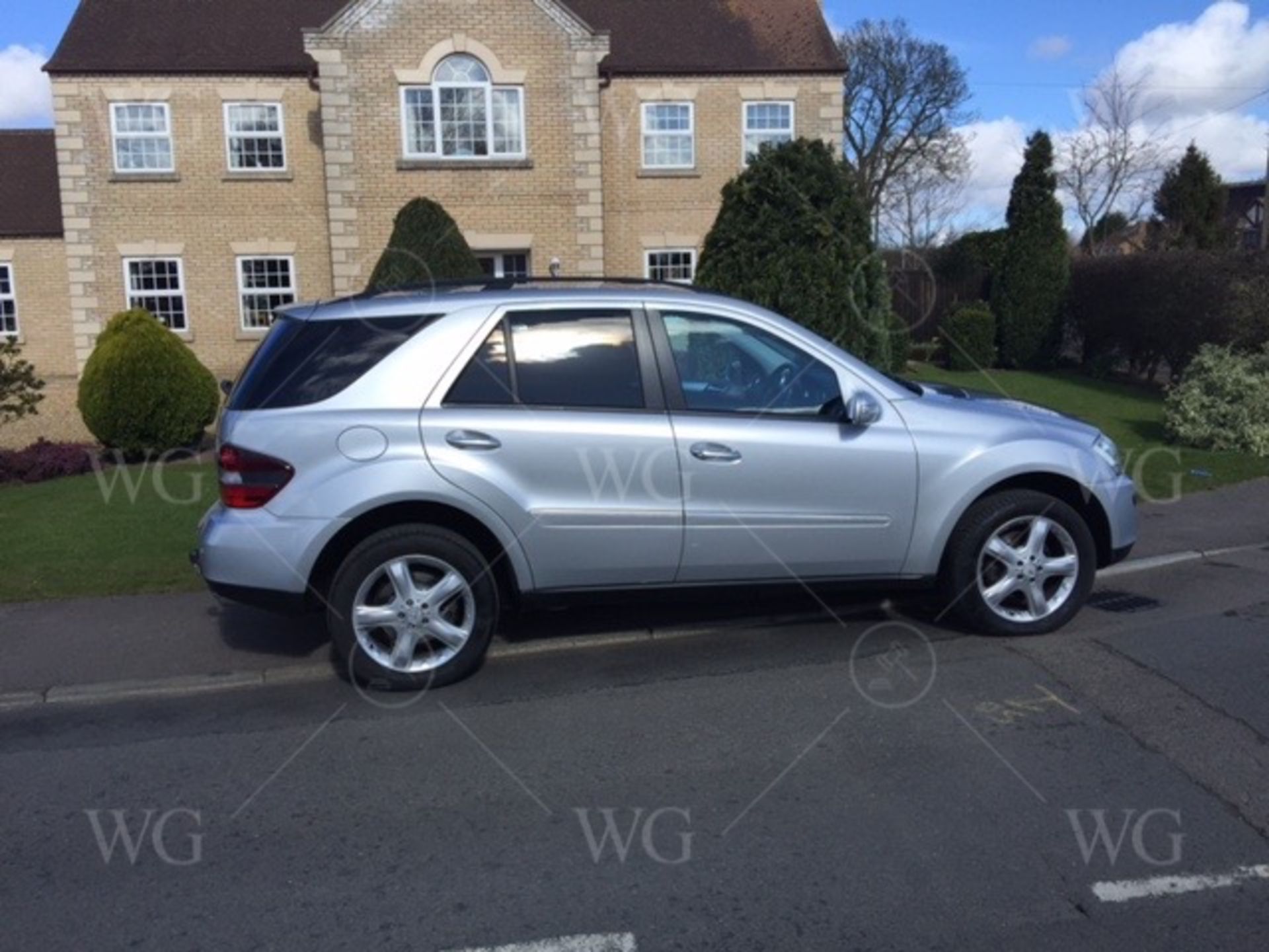 2006 Mercedes ML 350 Sport Automatic Petrol & LPG gas Family owned from new 104k miles Full - Image 7 of 25