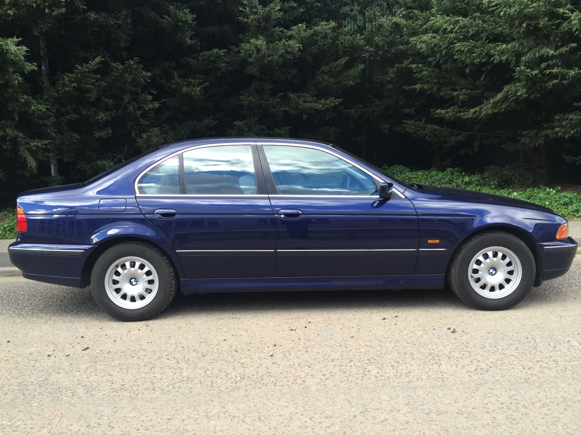 1997 BMW 528i SE - Image 9 of 11