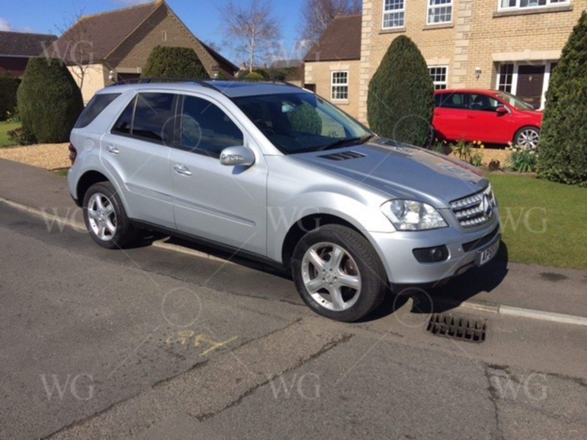 2006 Mercedes ML 350 Sport Automatic Petrol & LPG gas Family owned from new 104k miles Full - Image 2 of 25