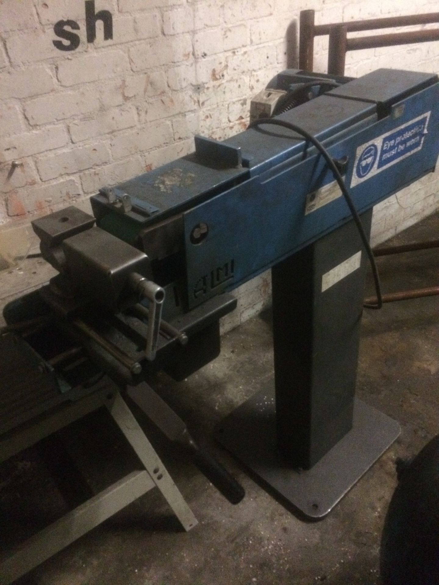 ALMI Tube Notching Machine complete with a number of different size rollers - Image 2 of 8