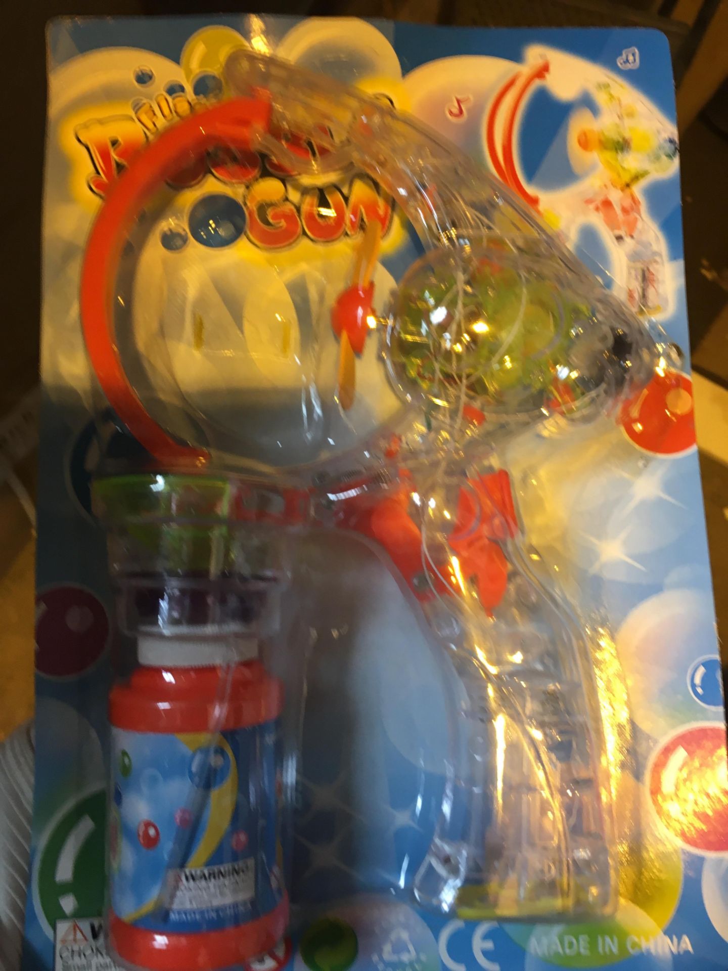 High Resale Value. 190 Individual Wrapped Bubble Guns - Image 3 of 4