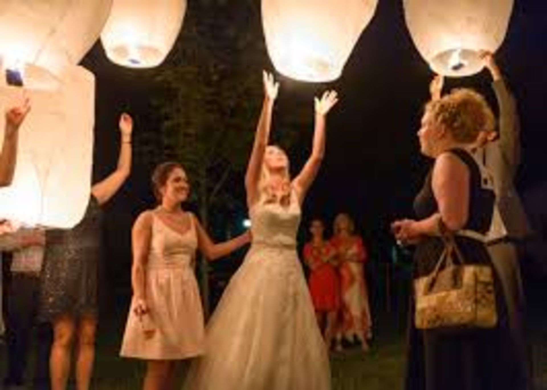 High Resale Value. Huge amount of paper sky lanterns. 2,300 lanterns. Mixed Colours and styles. All - Image 4 of 5