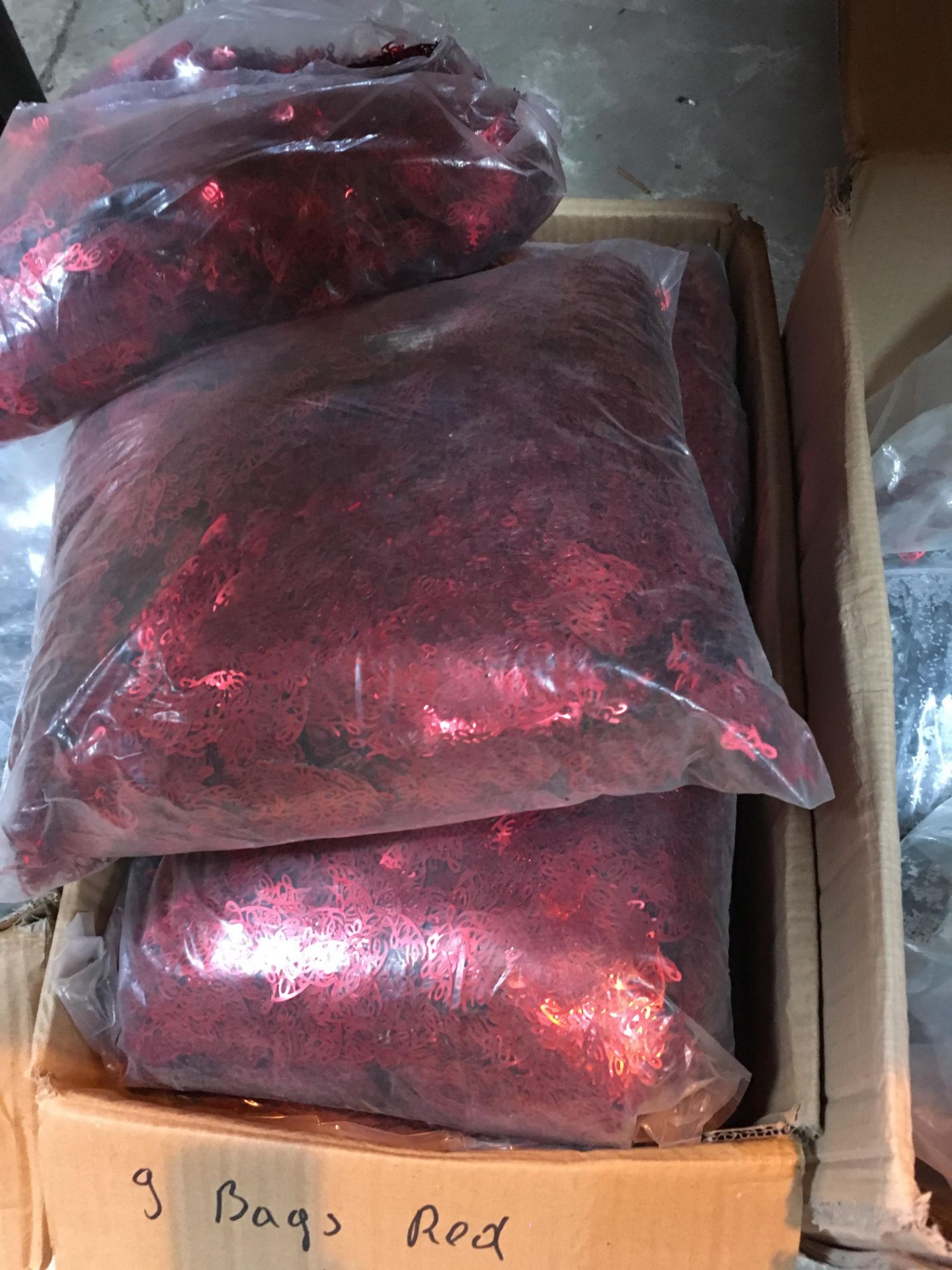 High Resale Value Wedding Table Scatter .9 x 2.474Kg bags of Wedding Scatter Red "LOVE" - Image 3 of 3