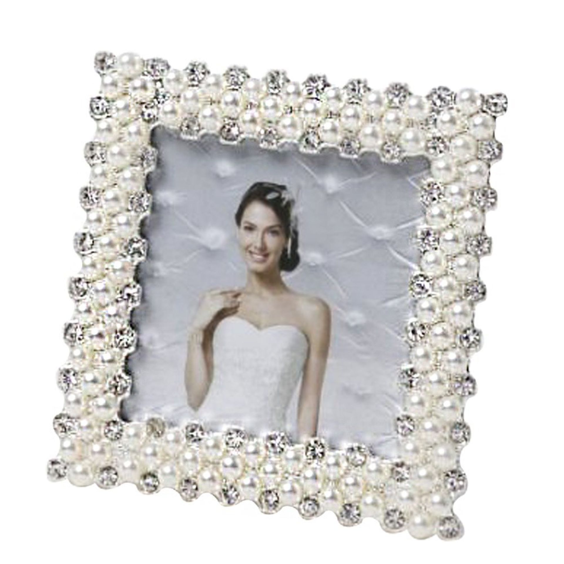 High Resale Value. 219 Design Pearl and Diamante Picture Photo Frames in 5 styles. - Image 3 of 7