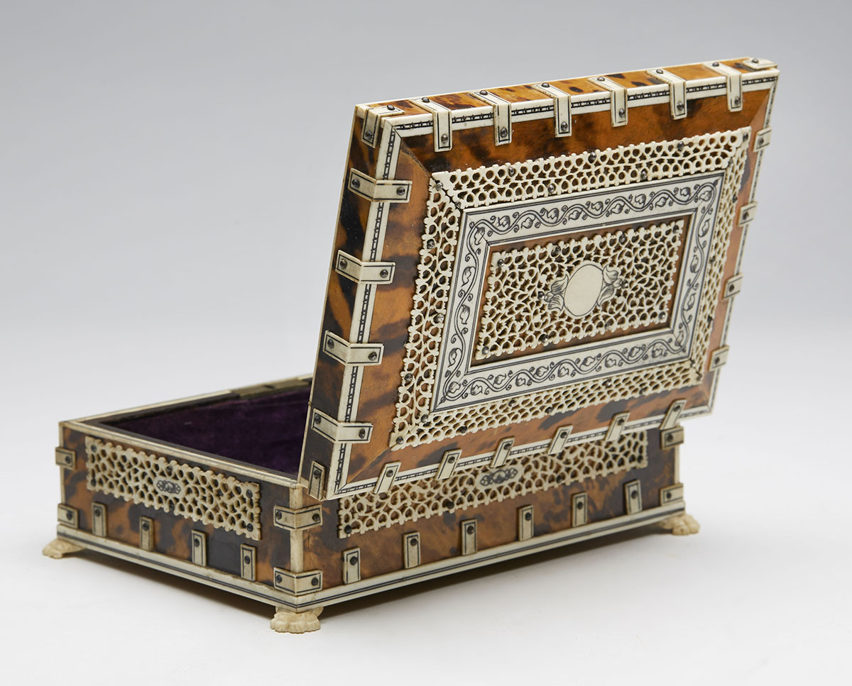 Exceptional Anglo-Indian Ivory & Tortoiseshell Box 19Th C. - Image 5 of 13