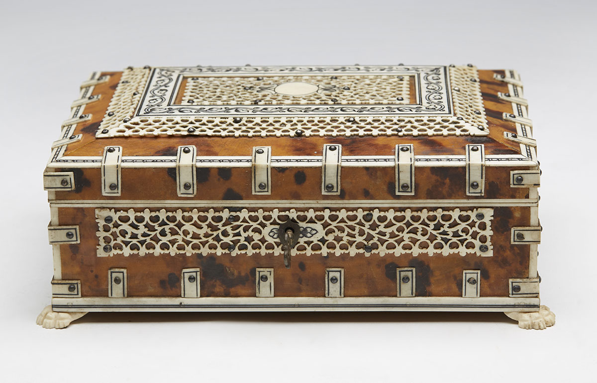 Exceptional Anglo-Indian Ivory & Tortoiseshell Box 19Th C.