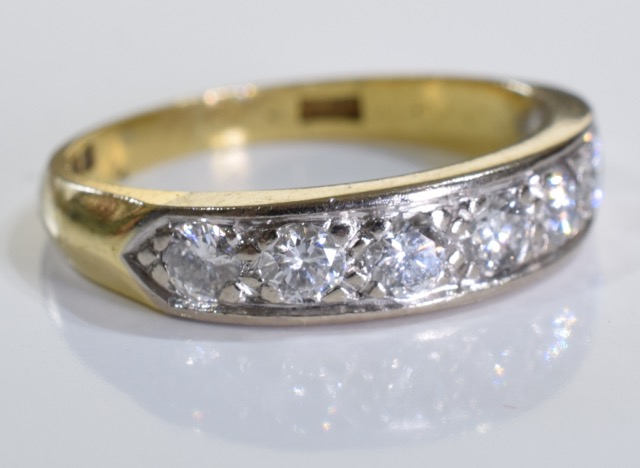 An 18ct gold diamond rings. A row of brilliant-cut diamond half-circle eternity ring. 0.4 carats - - Image 2 of 3