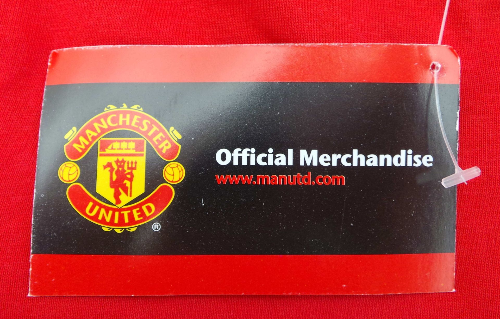 Wholesale Joblot of 25 Official Manchester United Childrens Red Onesies - Image 3 of 5