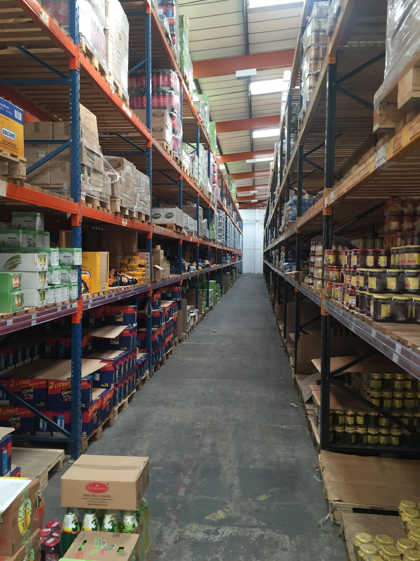 10 Bays of Racking - 5m+ High, With 8 Beams (4 Shelves) & Slatted Food Grade Shelves - disassembled - Image 4 of 6