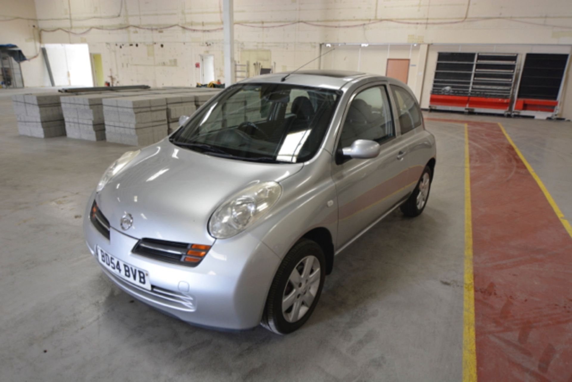 54 Nissan Micra SE - Image 4 of 13