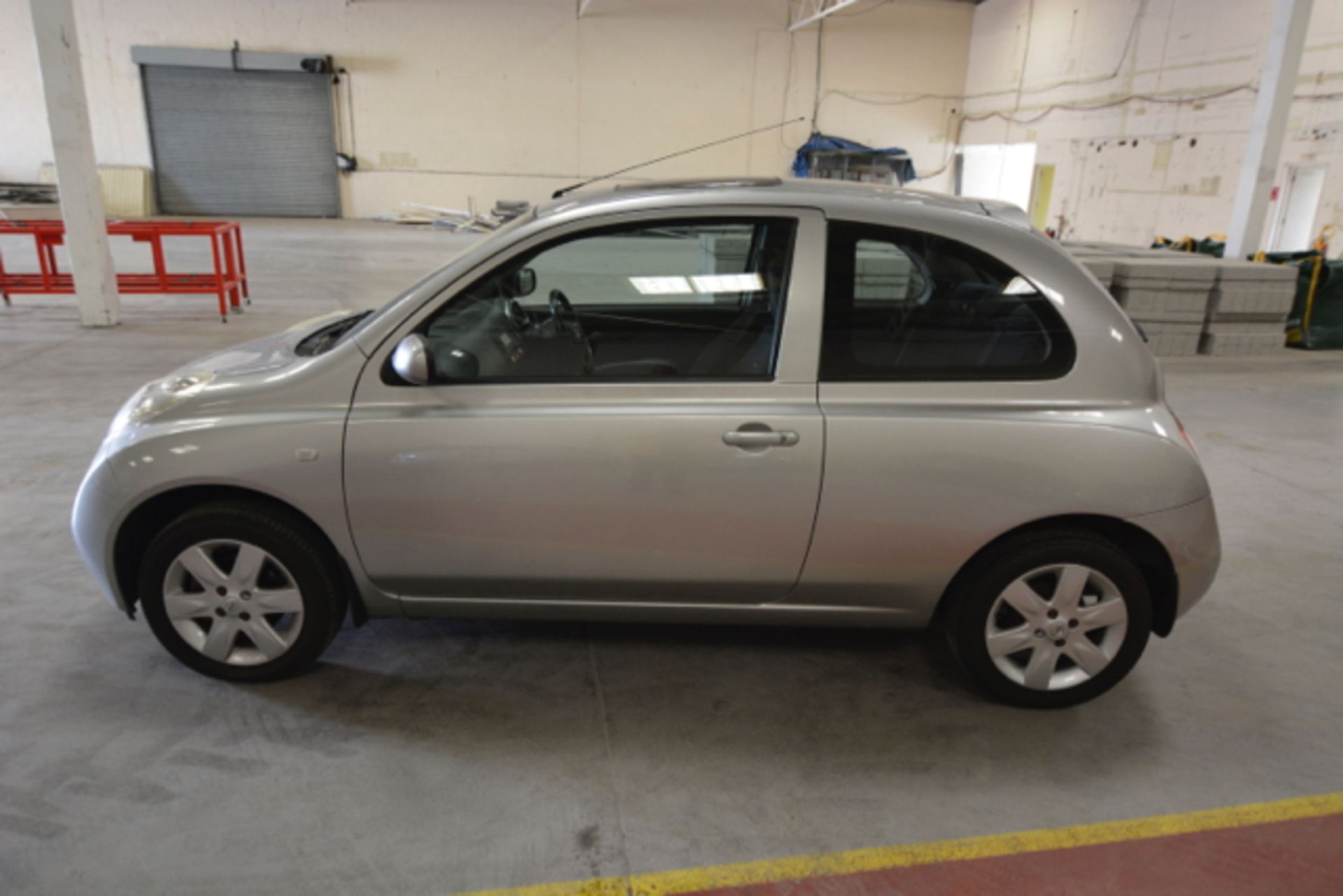 54 Nissan Micra SE - Image 5 of 13