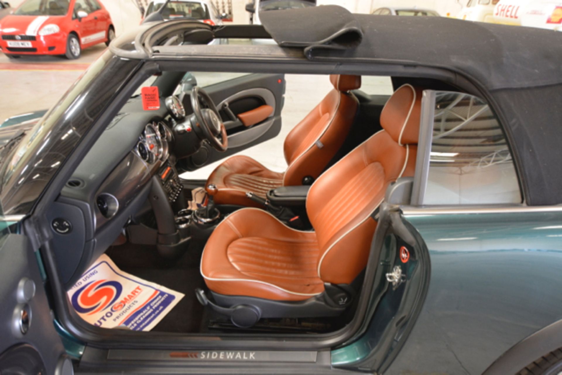 08 Mini Cooper Sidewalk Convertible - Image 18 of 20