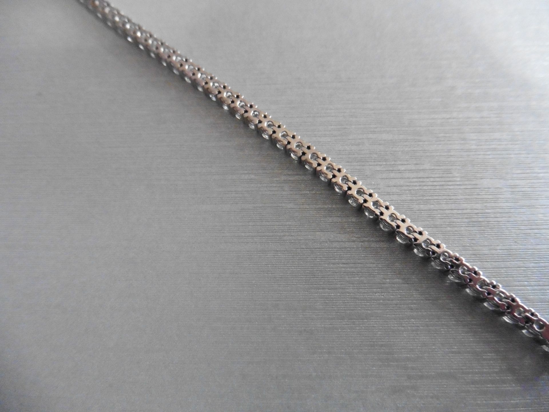 Brand new 18ct white gold tennis bracelet set with brilliant cut diamonds of H/I colour, si3 - Image 2 of 4