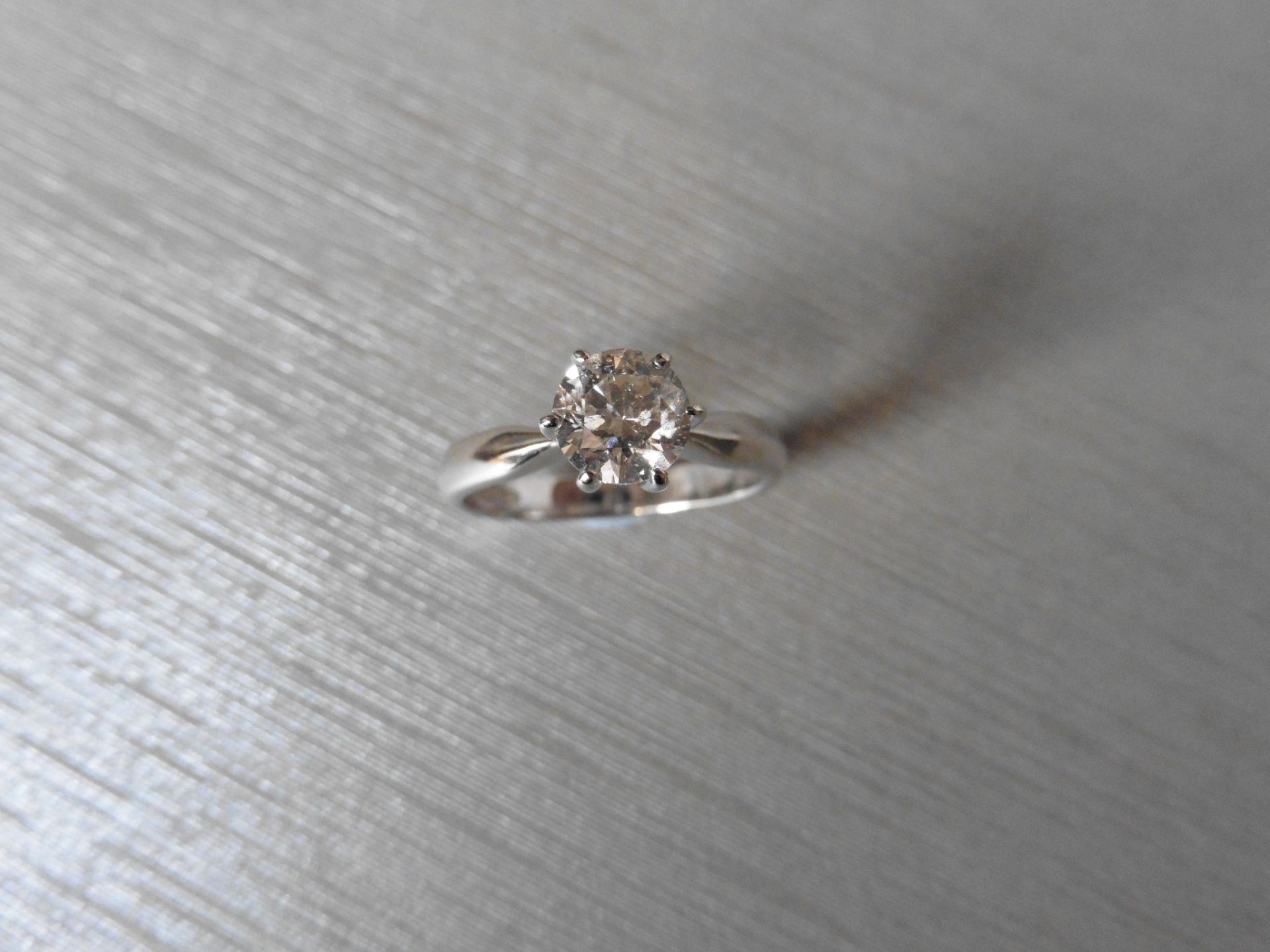 Brand new 18ct White gold diamond solitaire ring set with a 0.90ct brilliant cut diamond. This - Image 4 of 4