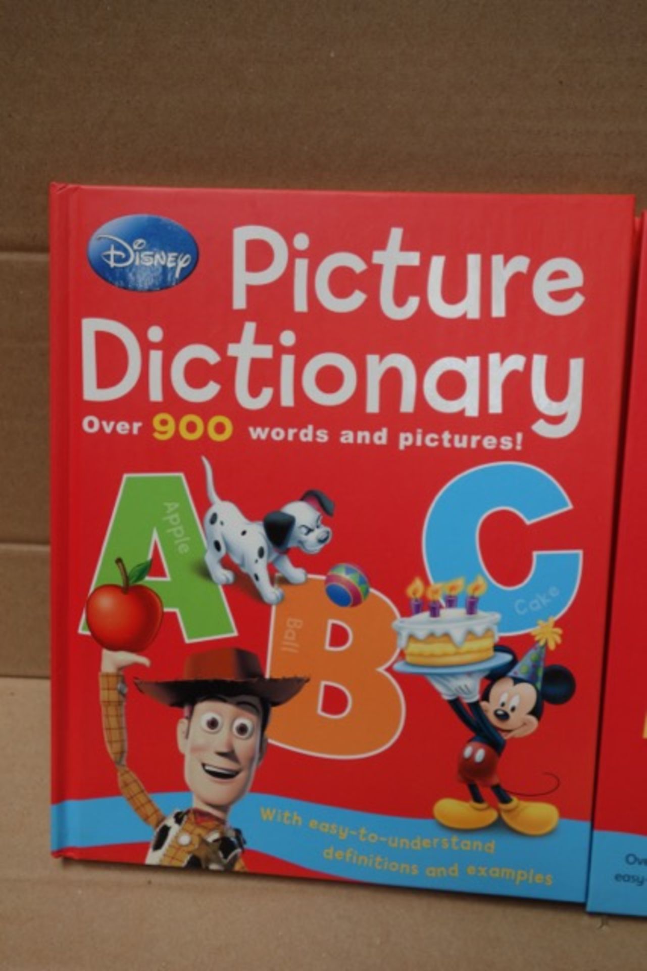 60 x Disney Picture Dictionary. Over 900 words & pictures. Disney's picture dictionary helps young - Image 2 of 3