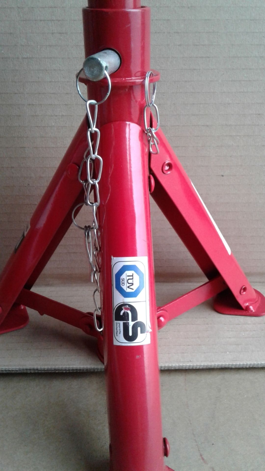 10 x sets ( pair of 2 in each set ) brand new 2 Tonne folding axle stands - rrp £17.99 pair - - Image 2 of 3