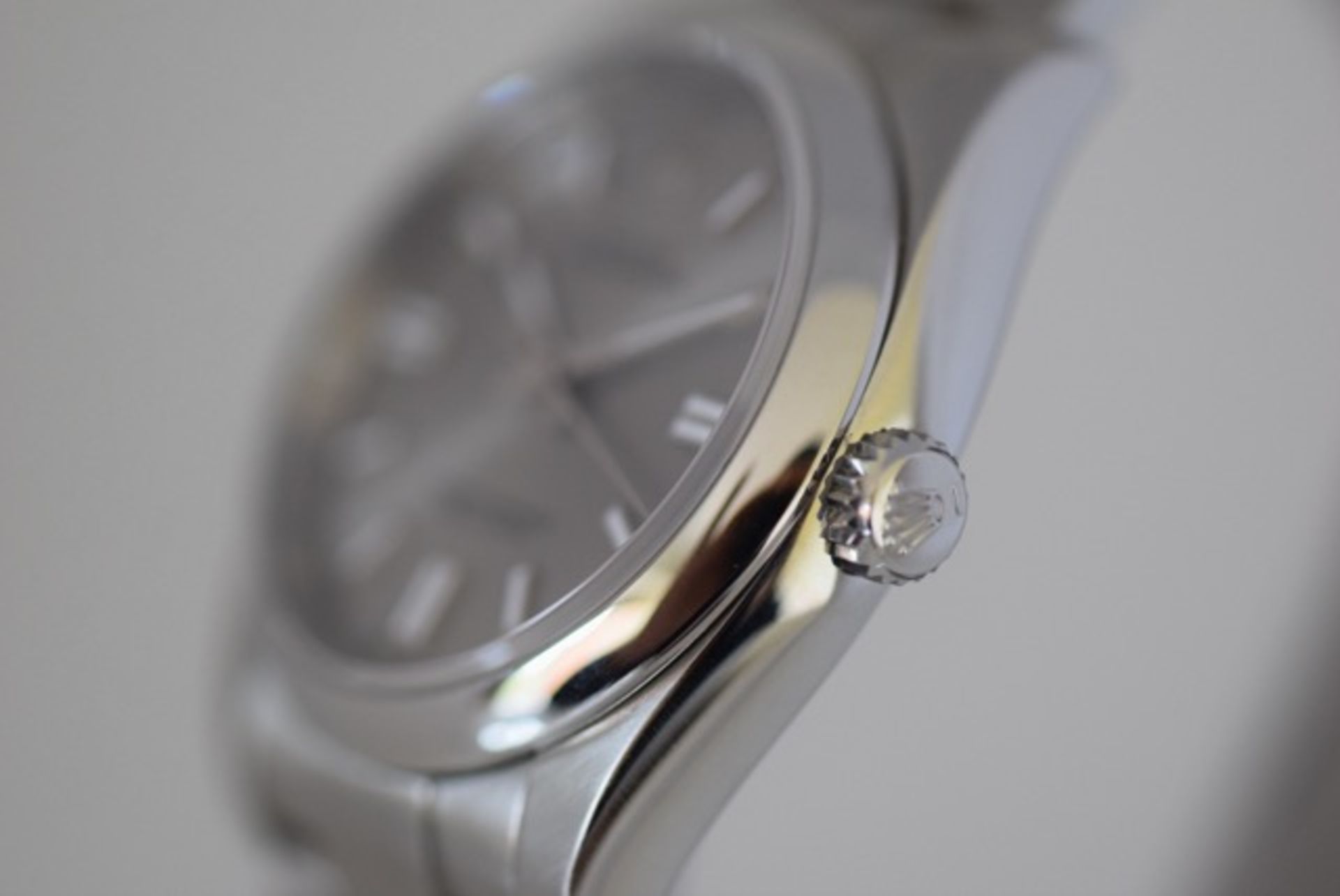 ROLEX OYSTER 116000 WATCH - Image 2 of 8