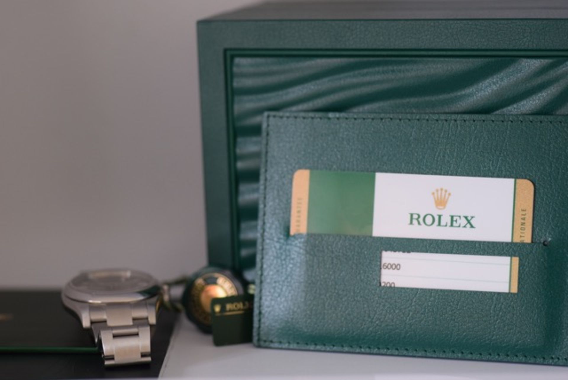 ROLEX OYSTER 116000 WATCH - Image 5 of 8