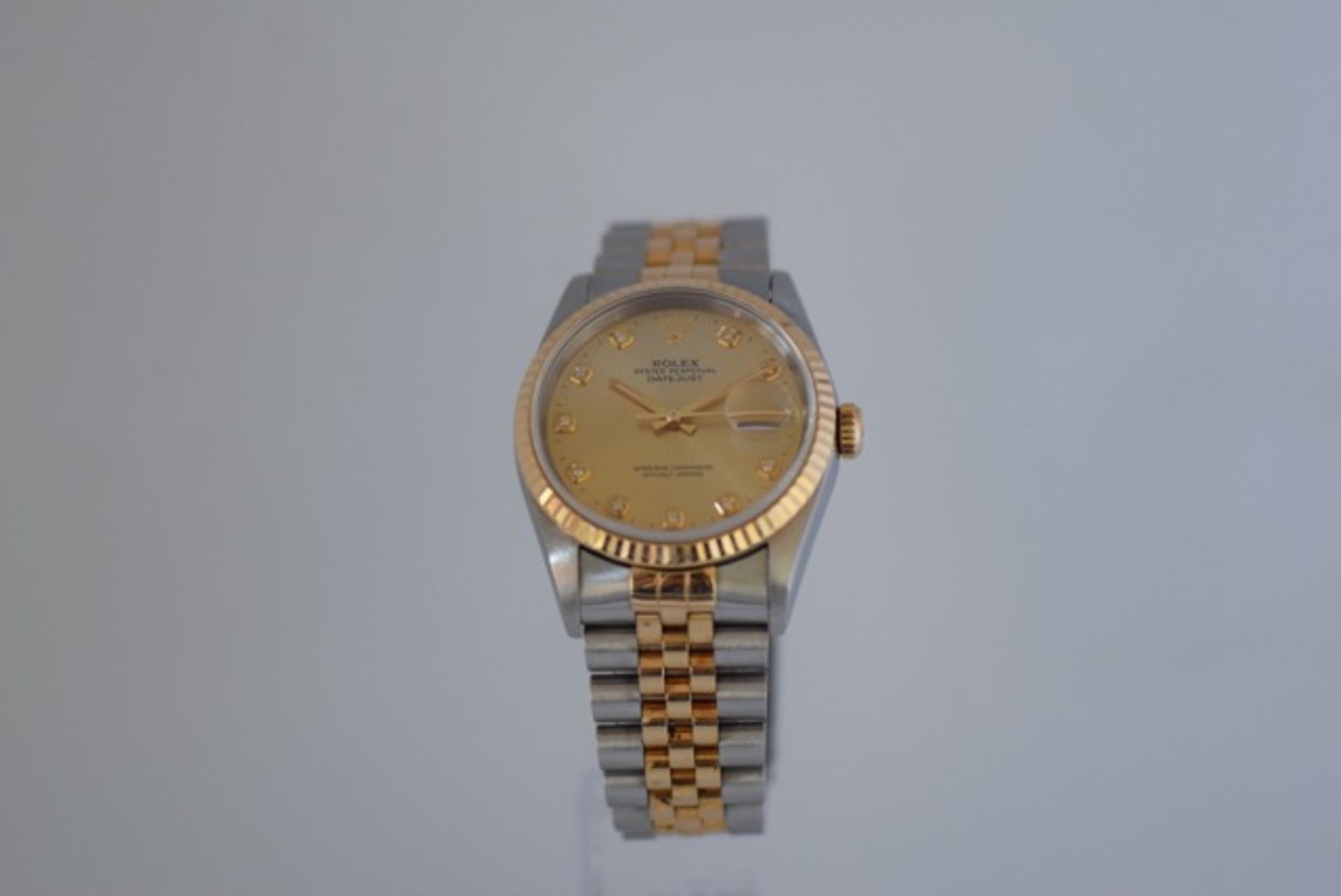 ROLEX DATEJUST 16233 with papers - Image 3 of 5