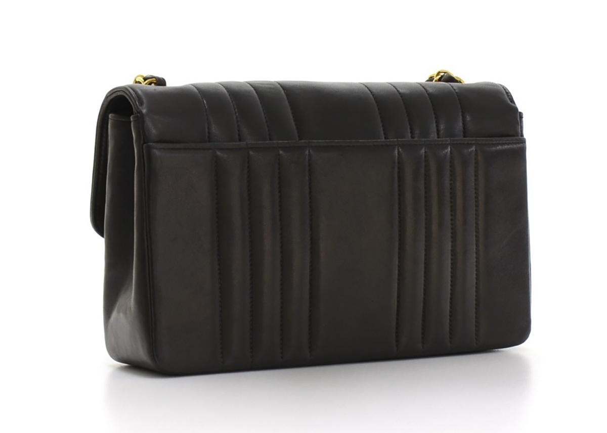 Chanel, Single Flap Bag - Image 3 of 10