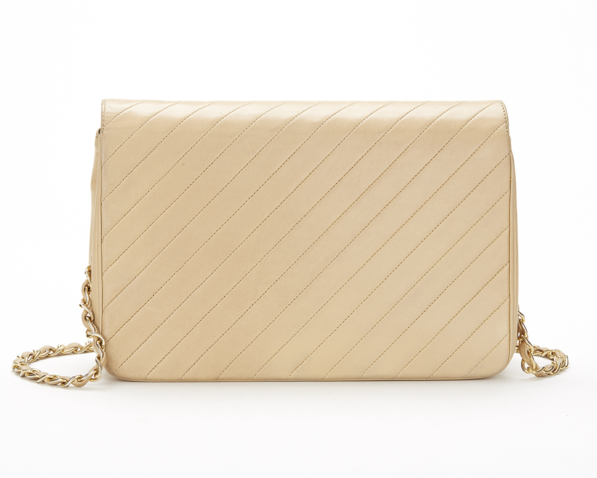 Chanel, Single Flap Bag - Image 2 of 9